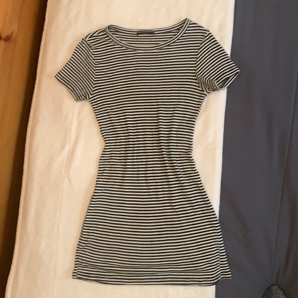 Dresses & Skirts - T shirt dress